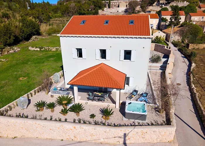 Hedera Estate House Hedera Iii *