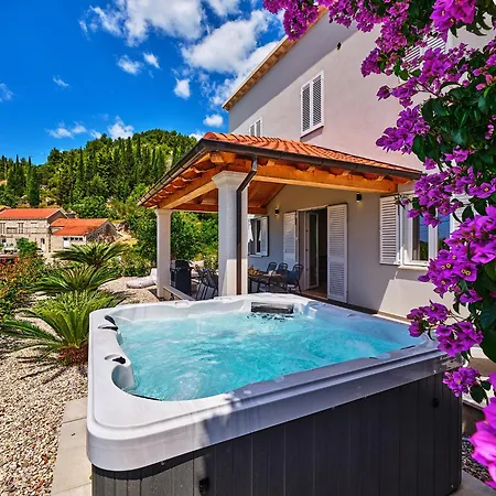 Hedera Estate House Hedera Iii Orasac