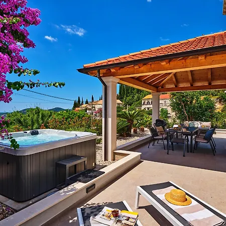 Hedera Estate House Hedera Iii Villa