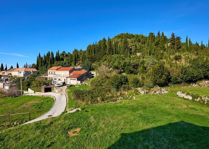 Hedera Estate House Hedera Iii Villa